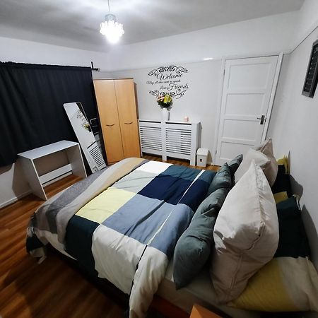 Your Place Dudley Bagian luar foto