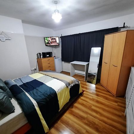 Your Place Dudley Bagian luar foto