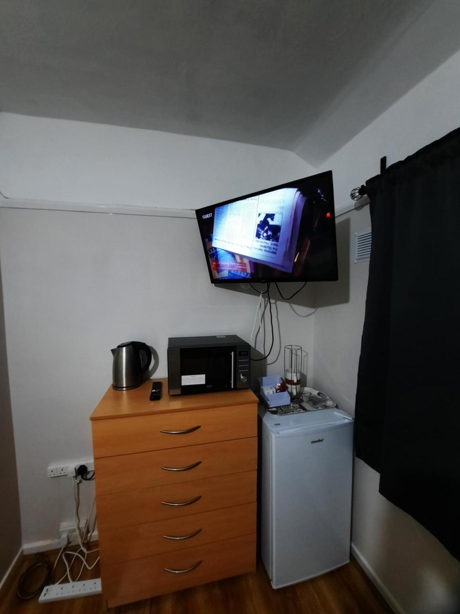 Your Place Dudley Bagian luar foto